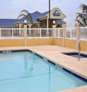 Days Inn By Wyndham Рок Спрингс Екстериор снимка